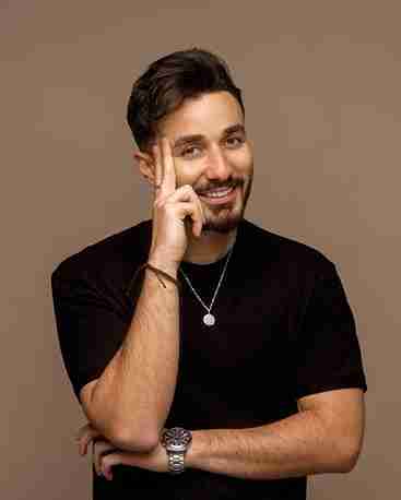 اسامة مروة ويكيبيديا السيرة الذاتية