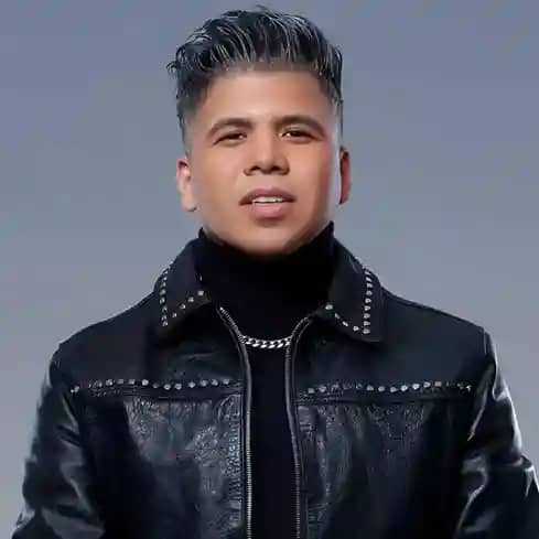 عمر كمال ويكيبيديا